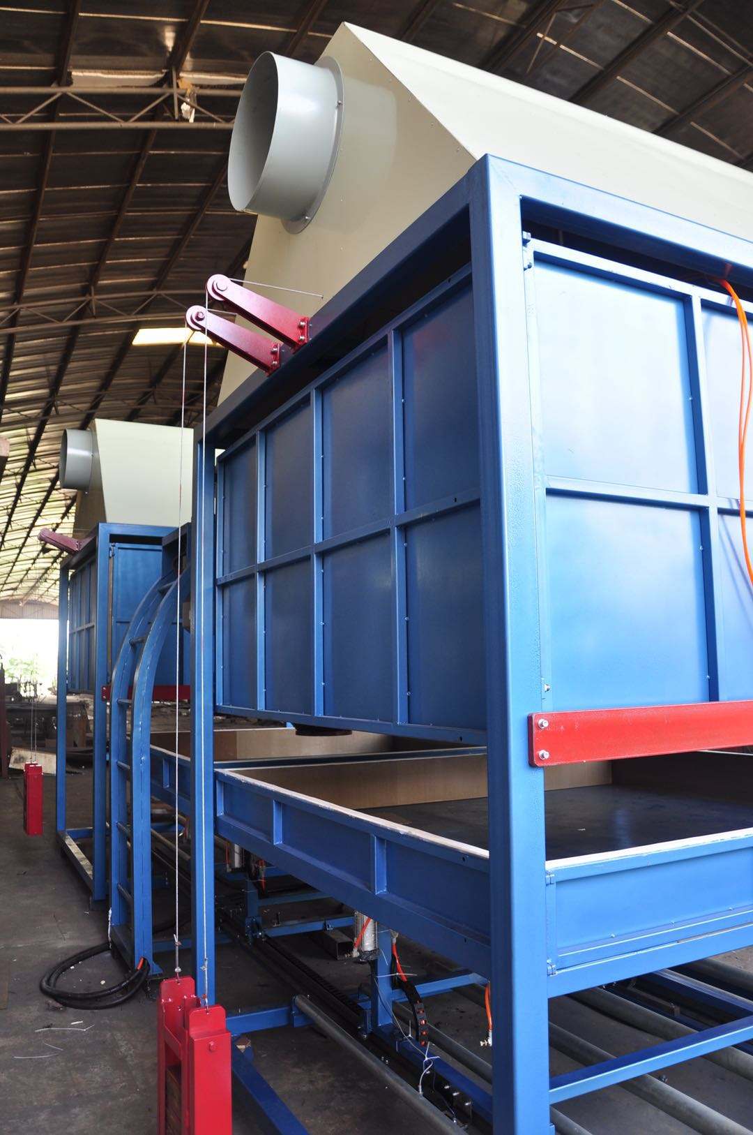 Производство Автоматическая машина для вспенивания непрерывных двойных форм Линия непрерывного производства пены